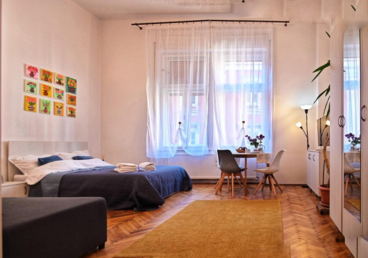 Travel And Music Apartment Τιμισοάρα Εξωτερικό φωτογραφία